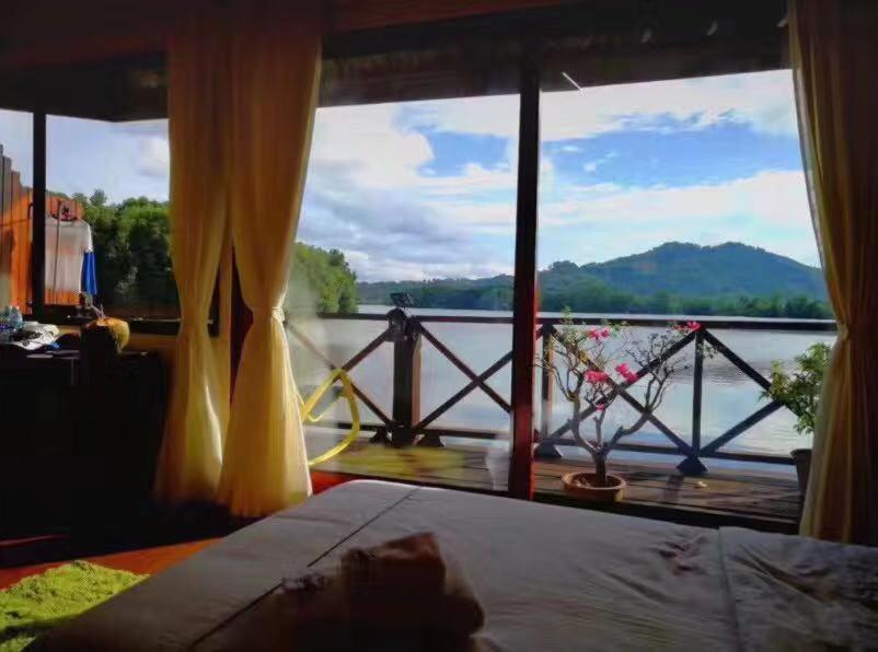 Gayang Friendly Water House Homestay Kota Kinabalu Ngoại thất bức ảnh