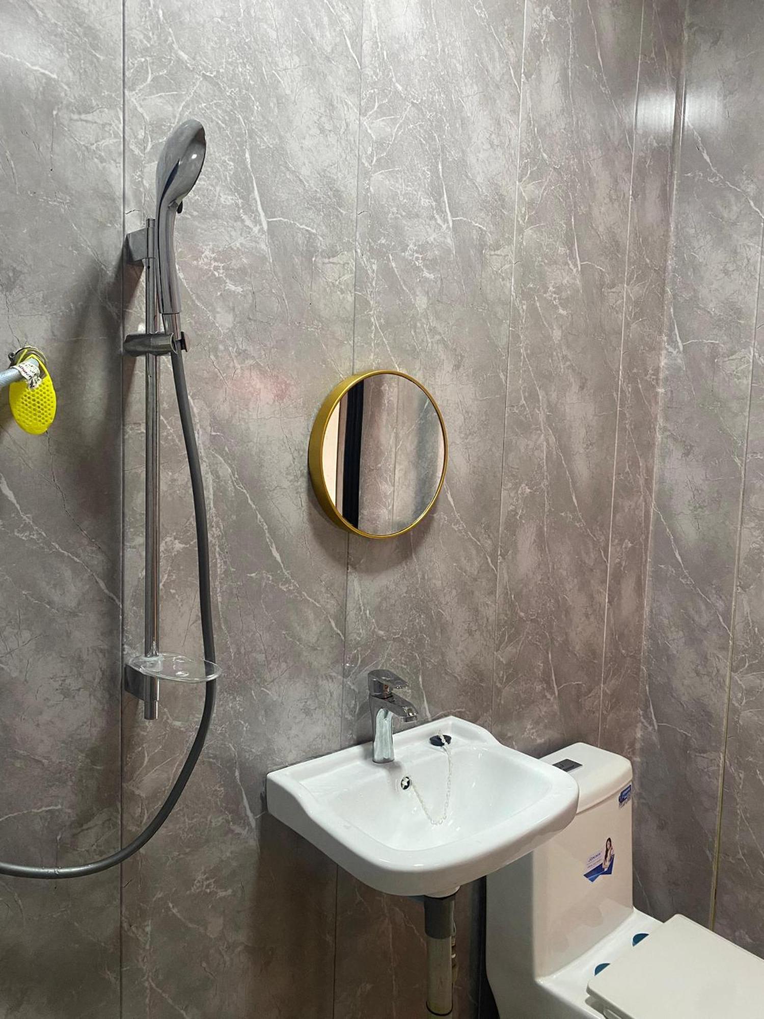 Gayang Friendly Water House Homestay Kota Kinabalu Ngoại thất bức ảnh