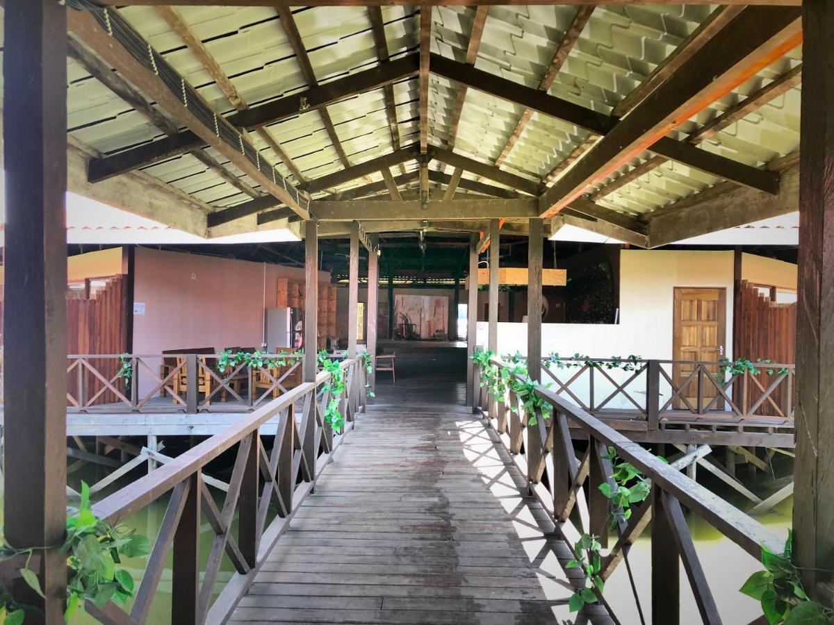 Gayang Friendly Water House Homestay Kota Kinabalu Ngoại thất bức ảnh