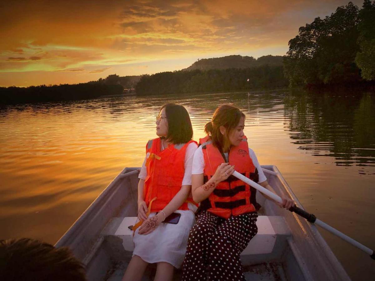 Gayang Friendly Water House Homestay Kota Kinabalu Ngoại thất bức ảnh