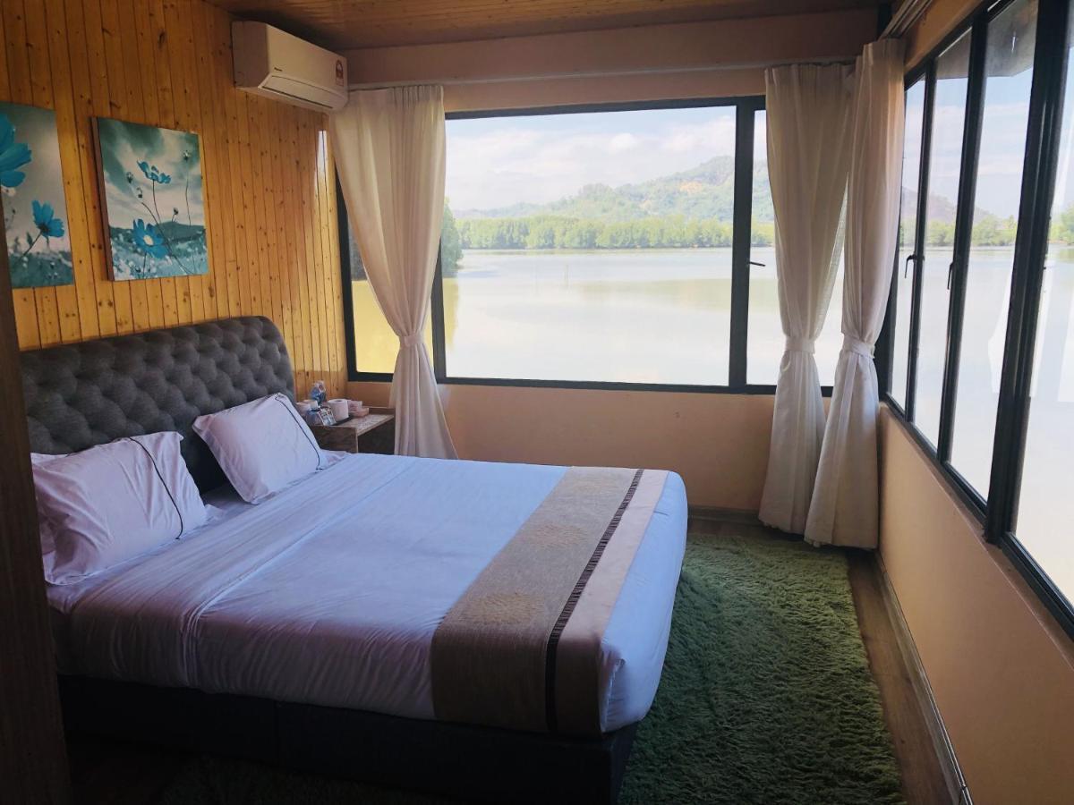 Gayang Friendly Water House Homestay Kota Kinabalu Ngoại thất bức ảnh