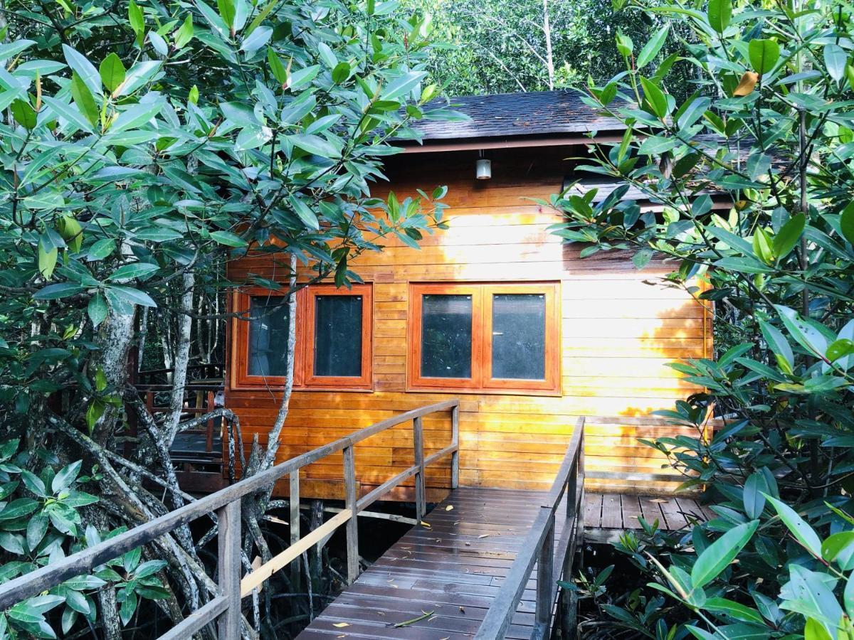 Gayang Friendly Water House Homestay Kota Kinabalu Ngoại thất bức ảnh