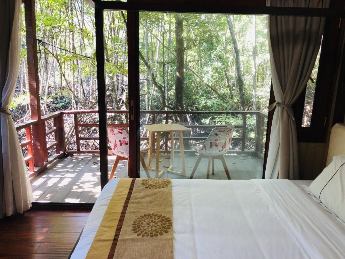 Gayang Friendly Water House Homestay Kota Kinabalu Ngoại thất bức ảnh