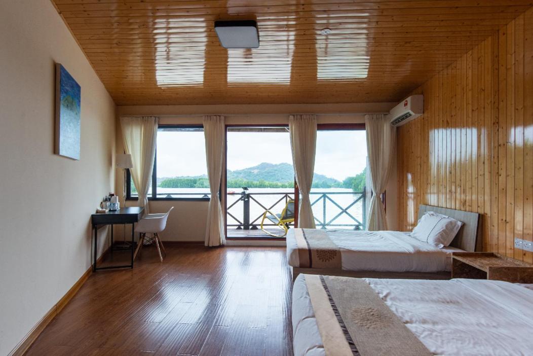 Gayang Friendly Water House Homestay Kota Kinabalu Ngoại thất bức ảnh